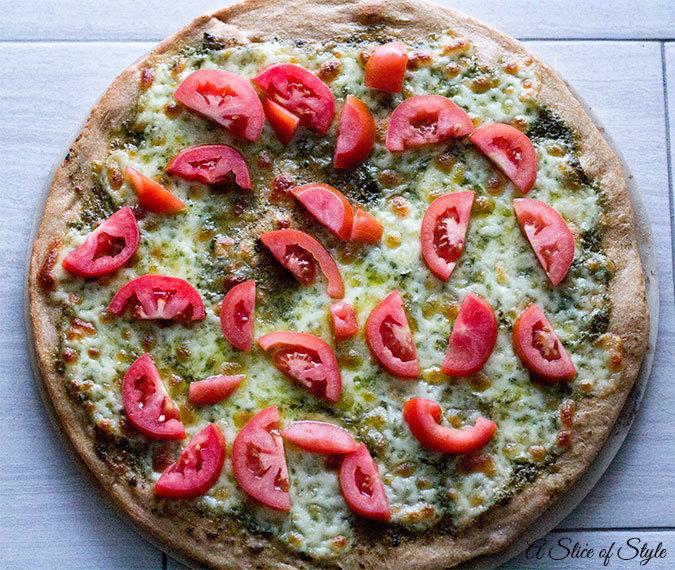 Pesto Mozzarella Pizza on Wheat Crust