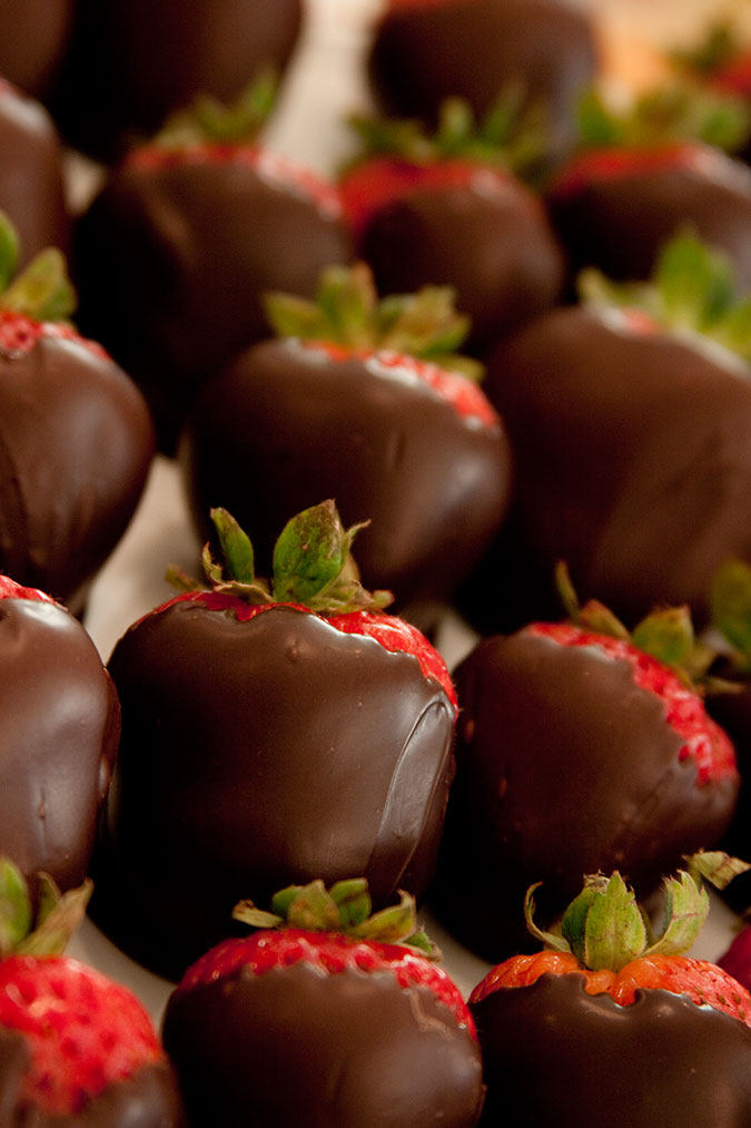 The Easiest Chocolate Covered Strawberries Ever!
