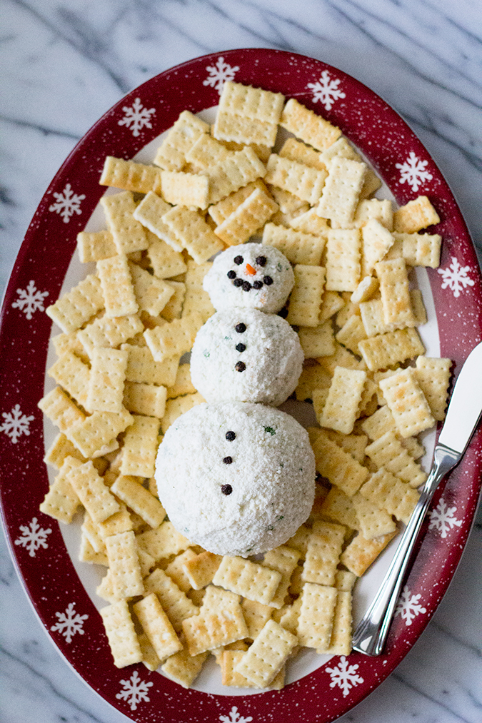 Snowman Ranch Cheese Ball - A Slice of Style