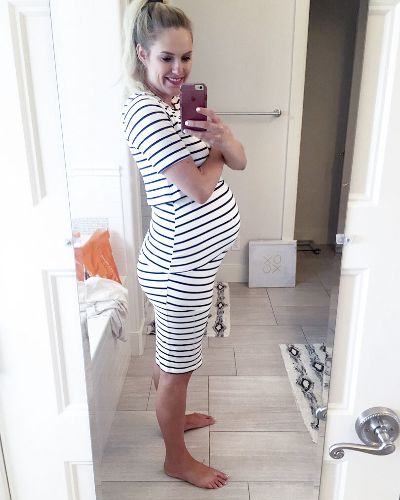 Teen Pregnant Selfie