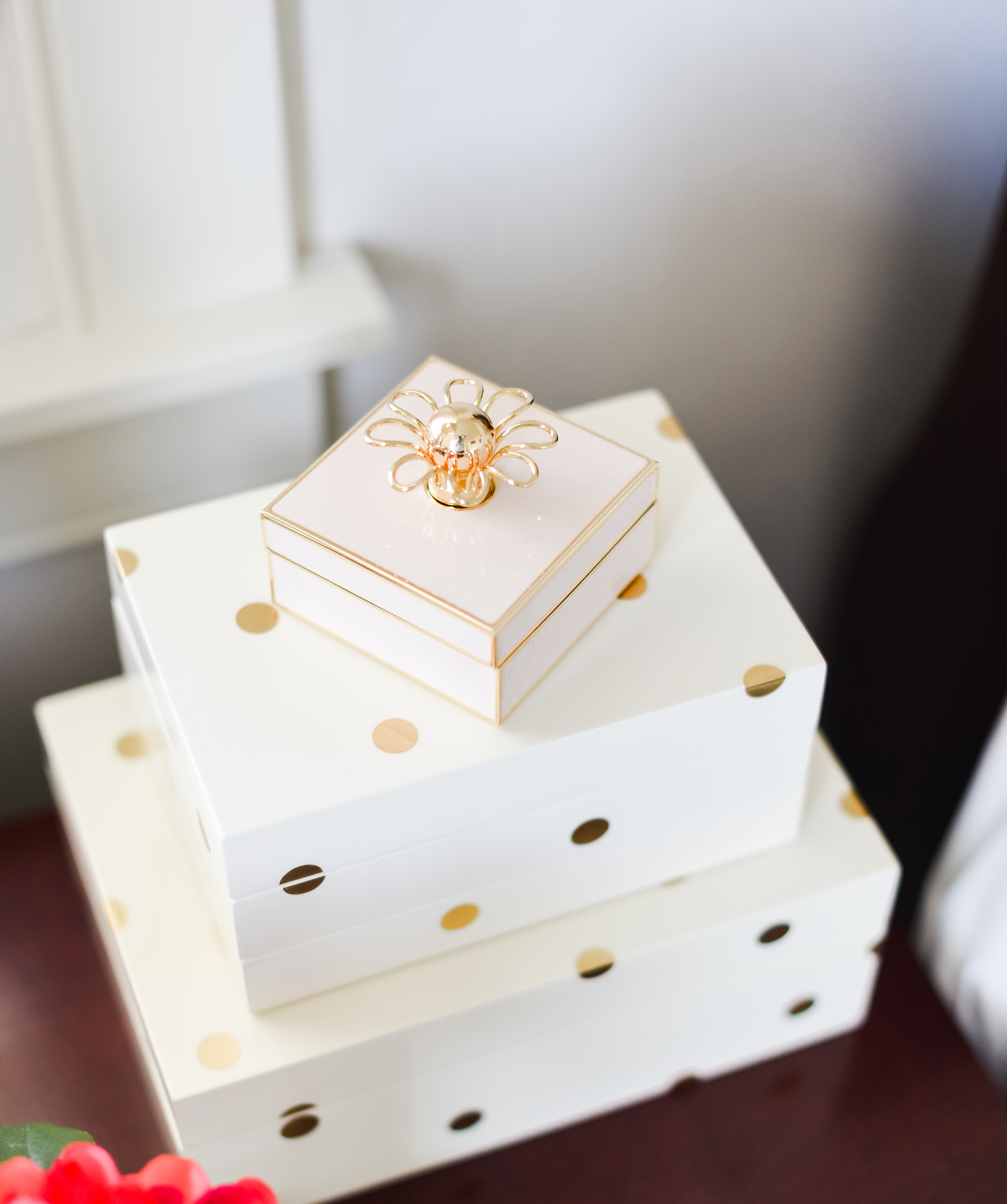 Comfortable Day and Night with kate spade new york