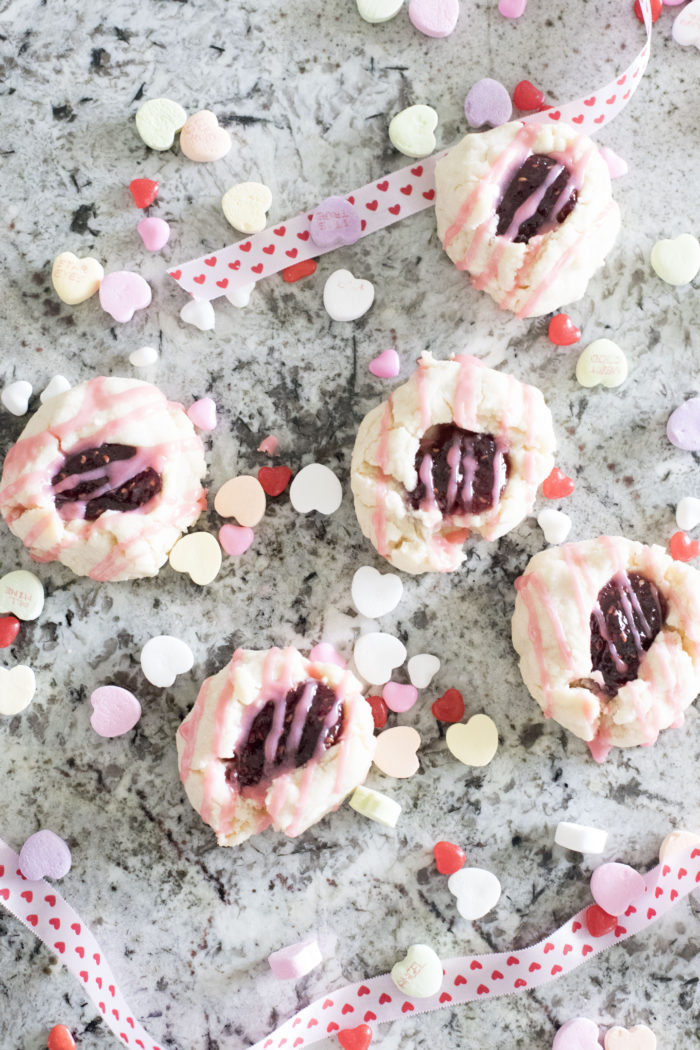 Valentine's Day cookies featured by top US lifestyle blog, A Slice of Style