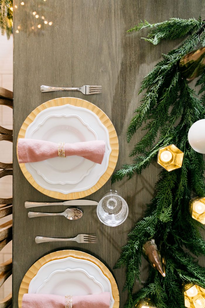 Holiday Table Setting featured by top Utah life and style blog A Slice of Style