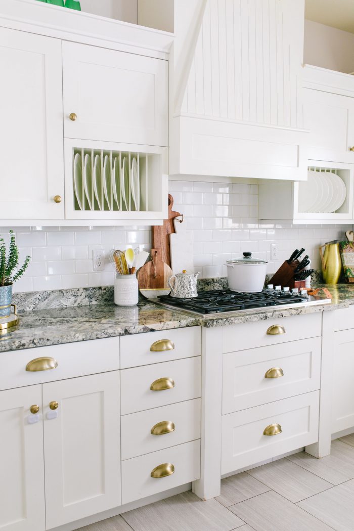 Easy Kitchen Updates featured by top US lifestyle blog A Slice of Style