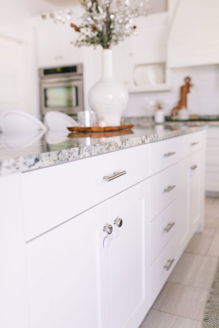 Easy Kitchen Updates featured by top US lifestyle blog A Slice of Style