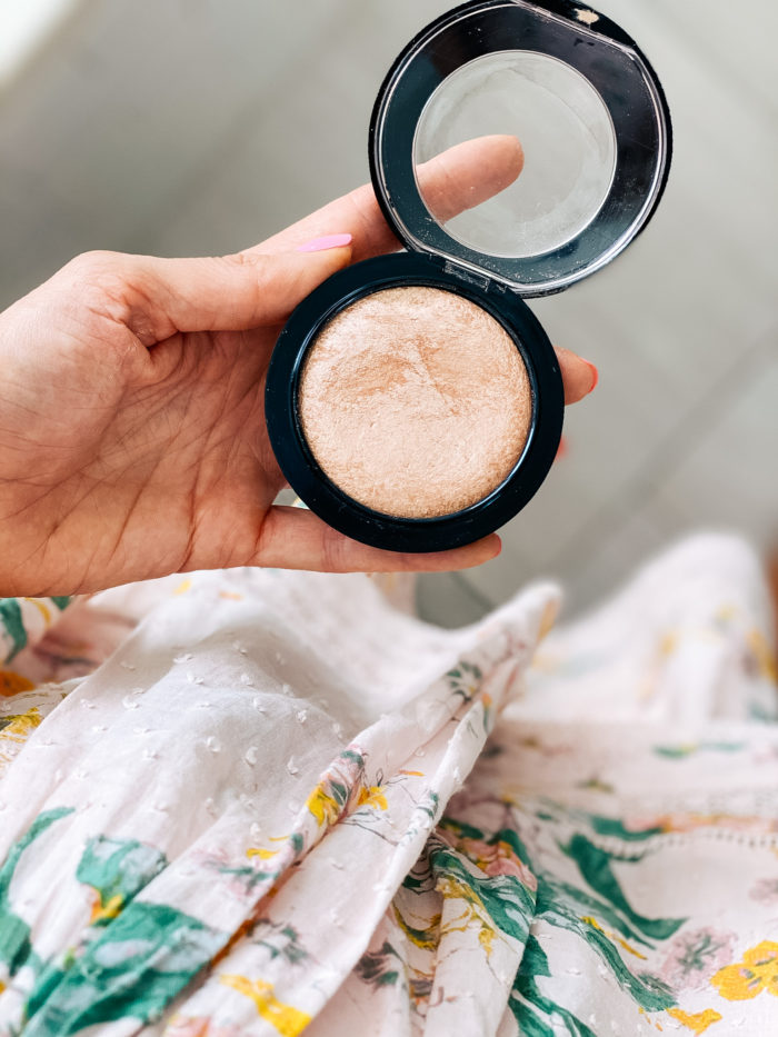 Nordstrom Beauty by popular Utah beauty blog, A Slice of Style: image of Jenica Parcell holding a MAC highlighter compact. 