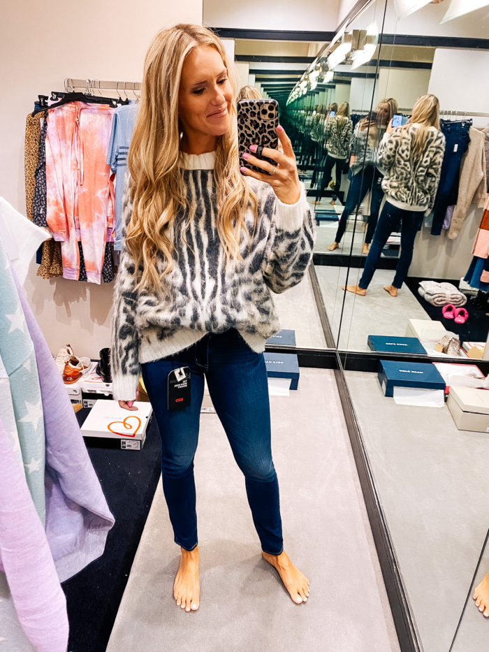 Nordstrom Anniversary Sale by popular Utah fashion blog, A Slice of Style: image of Jenica Parcell wearing a pair of Nordstrom 721™ High Waist Skinny Jeans LEVI'S®.
