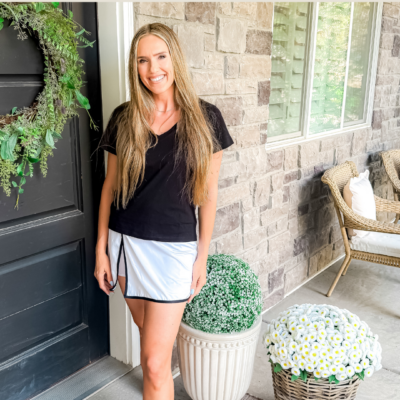 Sporty Mom Outfits for Summer