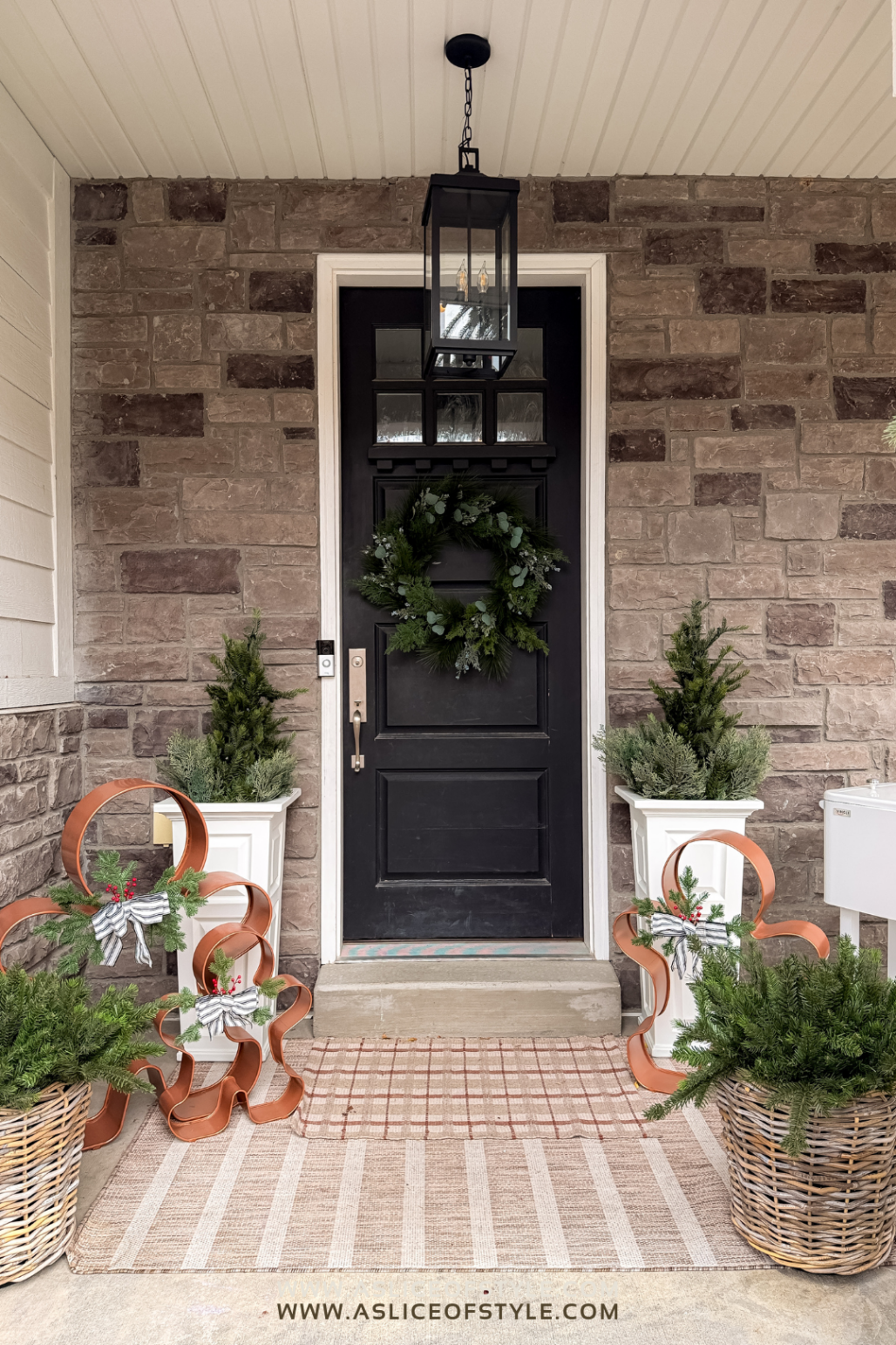 holiday porch decor
